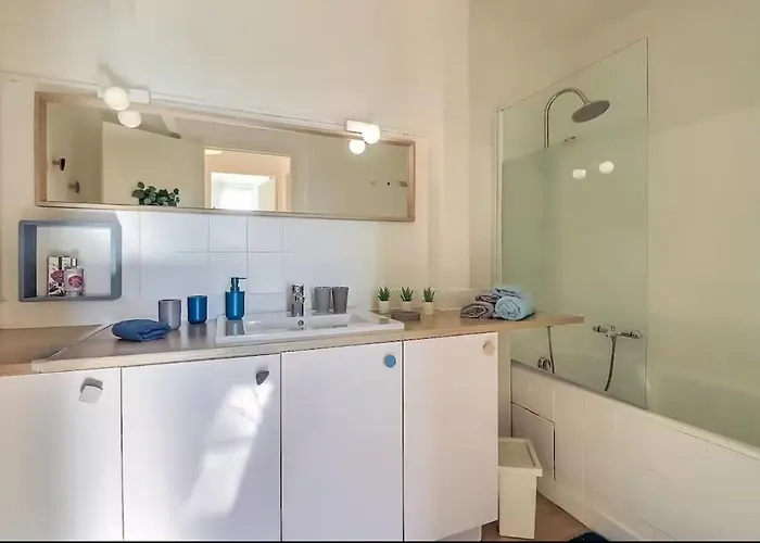 Apartment Nymeria Nimes